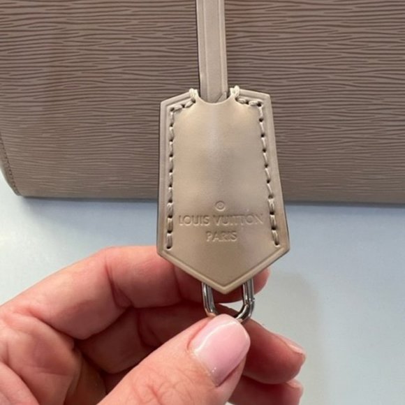 LOUIS VUITTON Epi Marly MM Dune - Picture 2 of 7